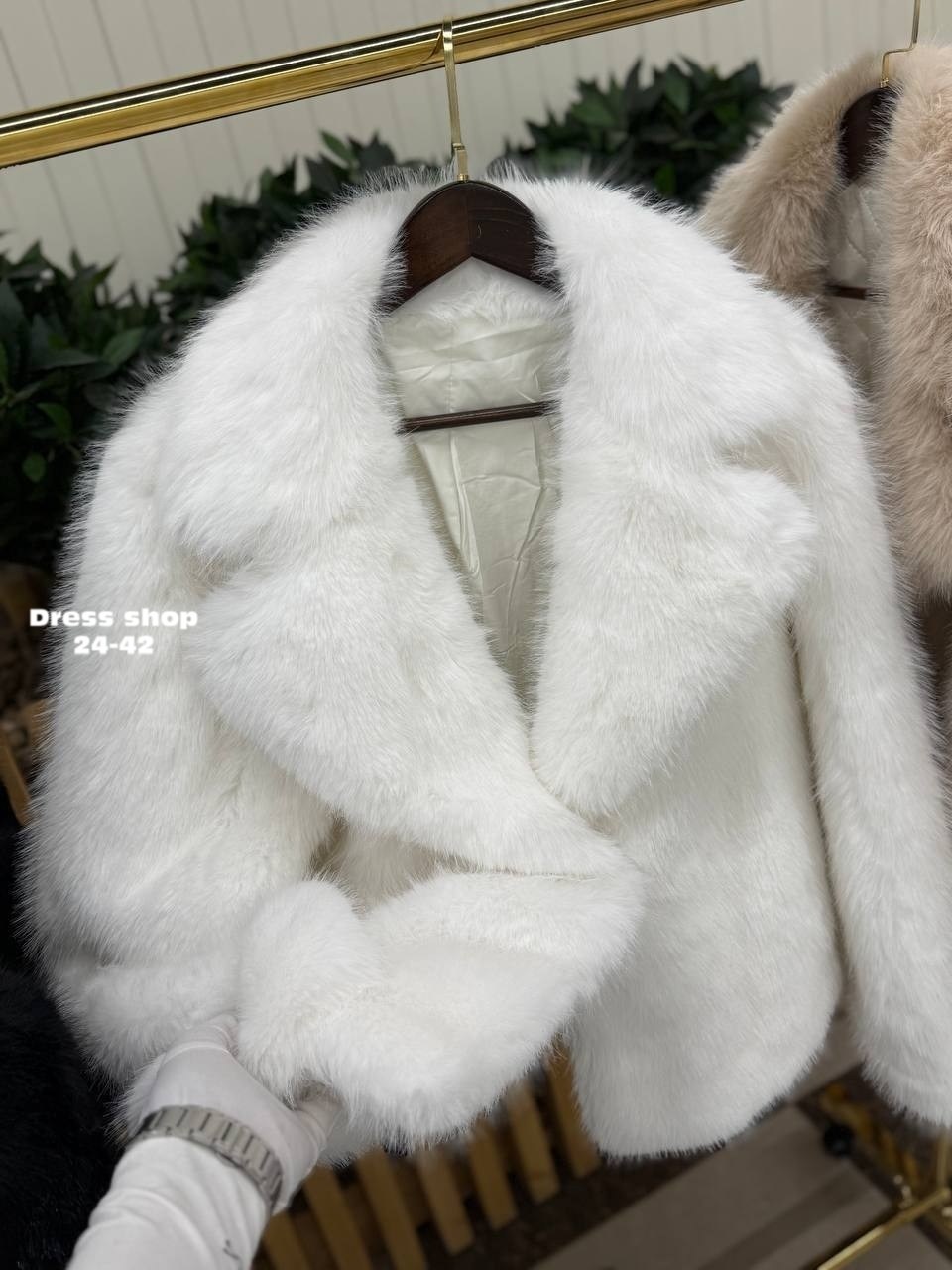 женская шуба,шуба искусственная,шубка,шуба короткая,меховая куртка