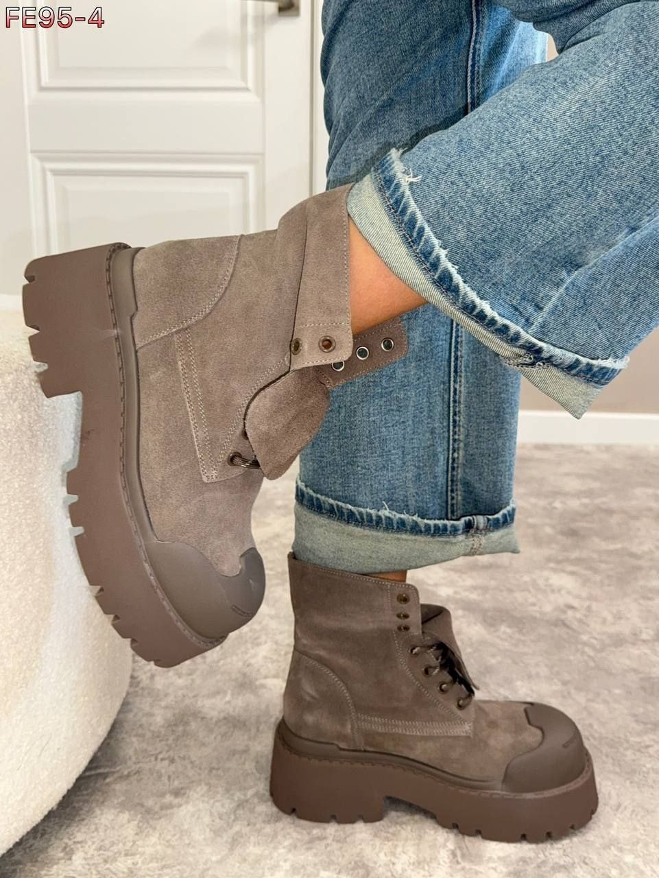 ,ботинки осенние balenciaga,ботинки осенние balenciaga premium shoes цвет серый гранит,ботинки челси balenciaga,женские ботинки