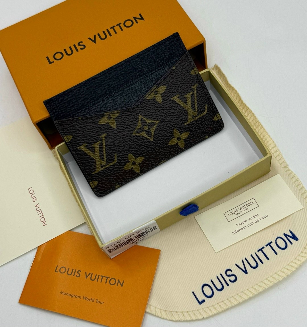 картхолдер louis vuitton,louis vuitton визитница,картхолдер луи виттон оригинал,визитница картхолдер louis vuitton,обложка на паспорт louis vuitton