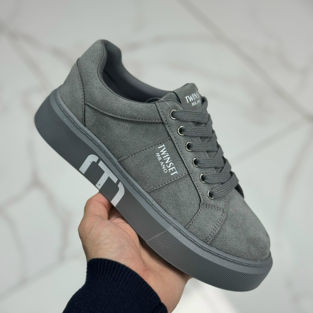 ,черные замшевые кроссовки женские,женские кроссовки,кеды замшевые,кеды кроссовки