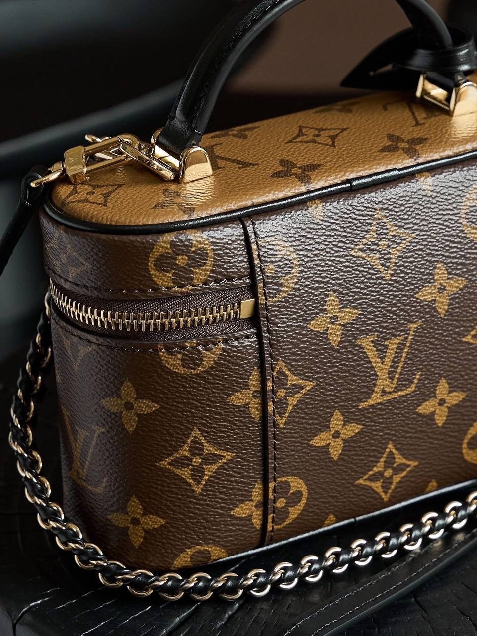 сумка кросс-боди в стиле louis vuitton,женская сумка louis vuitton,сумка луи виттон через плечо,louis vuitton vanity pm,сумка louis vuitton
