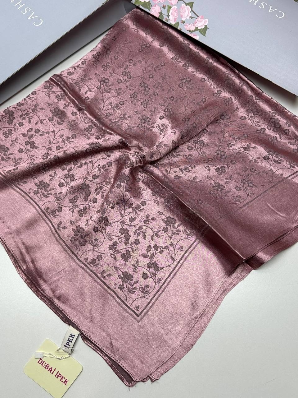 брендовый платок,платки шелковые,платки женские,платок,красивый платок