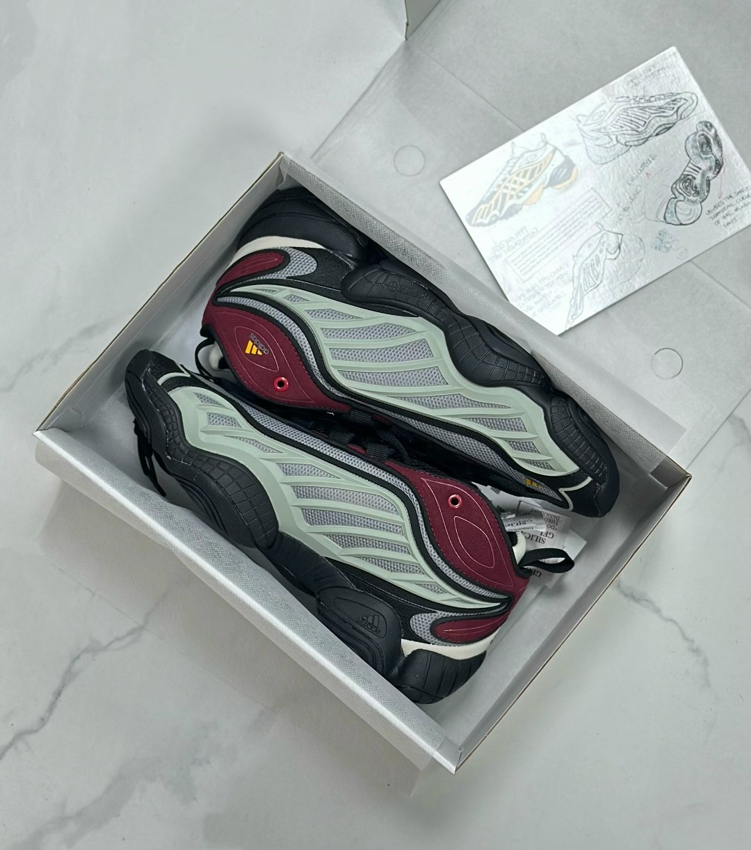 кроссовки adidas,кроссовки adidas yeezy 500,adidas мужские кроссовки,кроссовки adidas yeezy,кроссовки adidas intimidation pacer