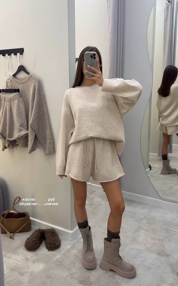 костюм с юбкой,трикотажные костюмы,трикотажный костюм с шортами,свитера женские