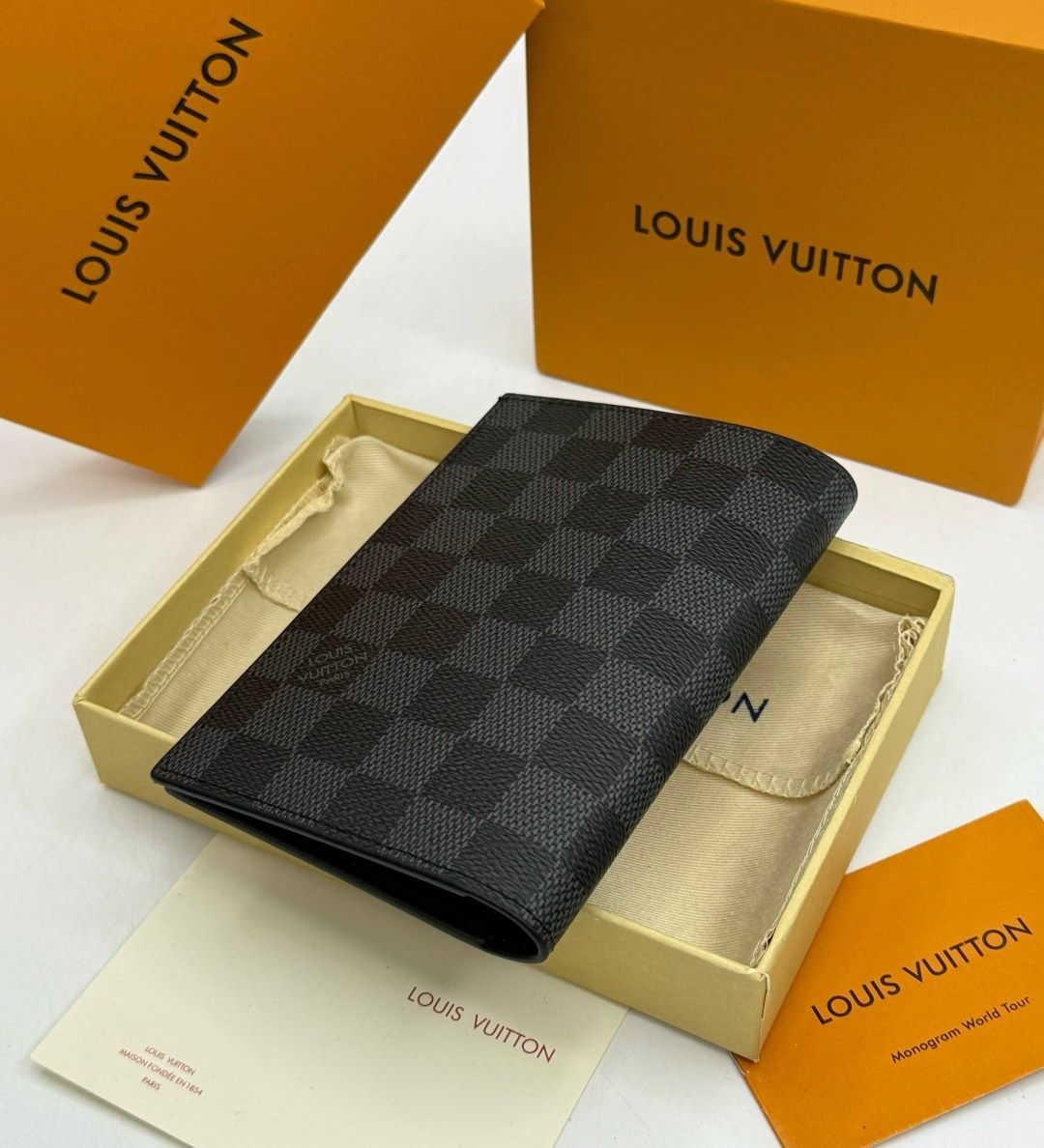 обложка на паспорт louis vuitton,обложка на паспорт louis vuitton коричневая клетка классика,louis vuitton кошелек louis vuitton,обложка для документов louis vuitton,louis vuitton портмоне louis vuitt