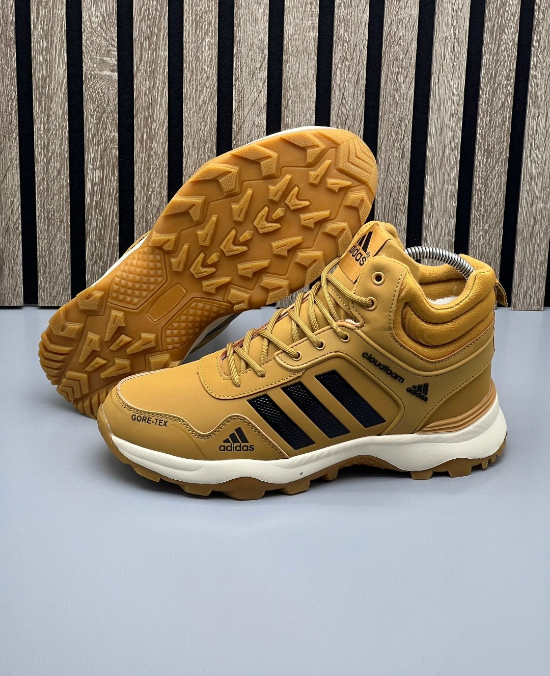 кроссовки adidas gore tex,зимние кроссовки adidas,кроссовки мужские зимние adidas,кроссовки мужские зимние adidas с мехом,кроссовки зимние adidas terrex