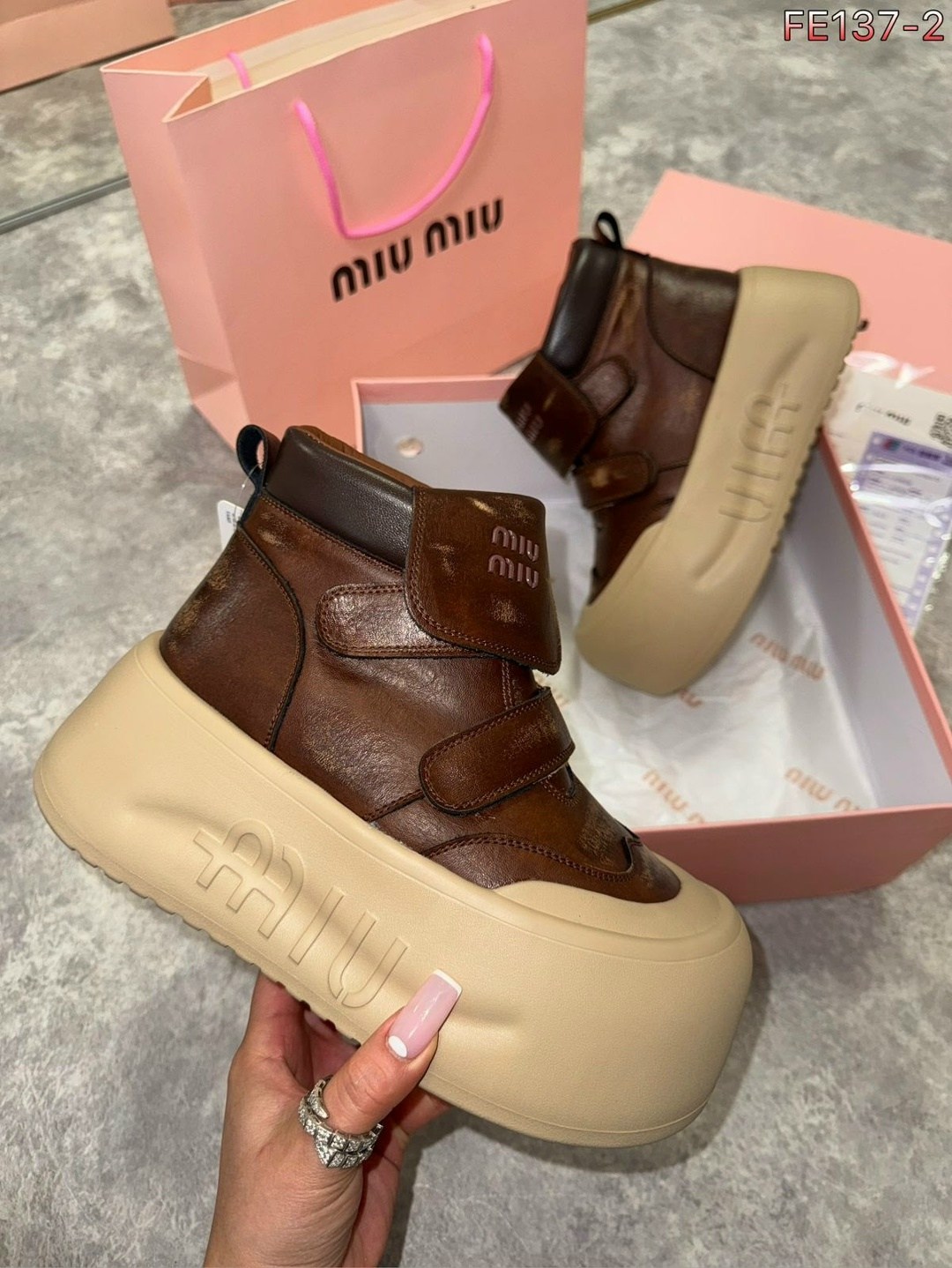 , женская,женские зимние ботинки на платформе,ботинки miu miu,альдо  сникерсы