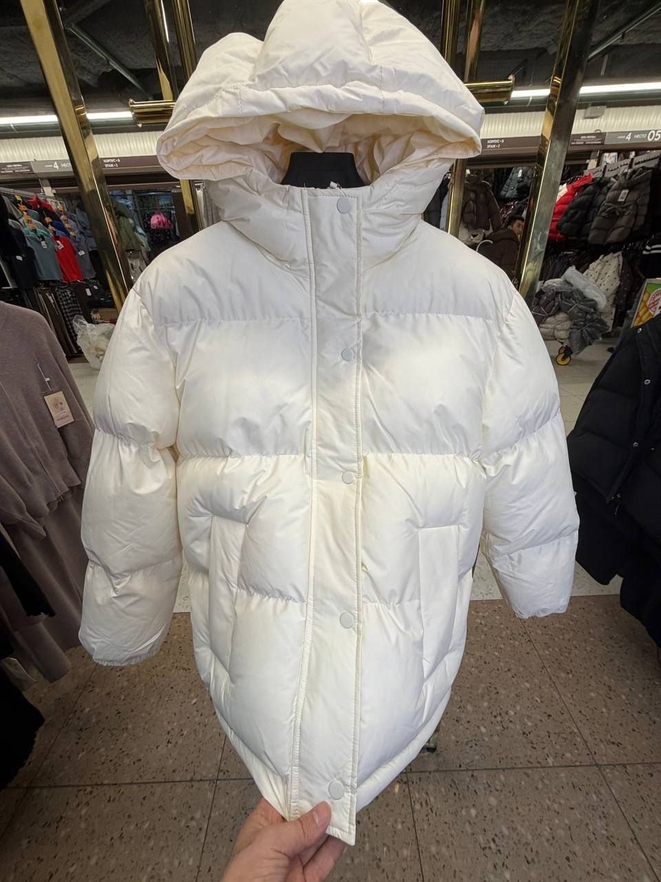 зимняя куртка-пуховик,куртка зимняя женская,пуховик женский,женский пуховик с капюшоном,пуховик