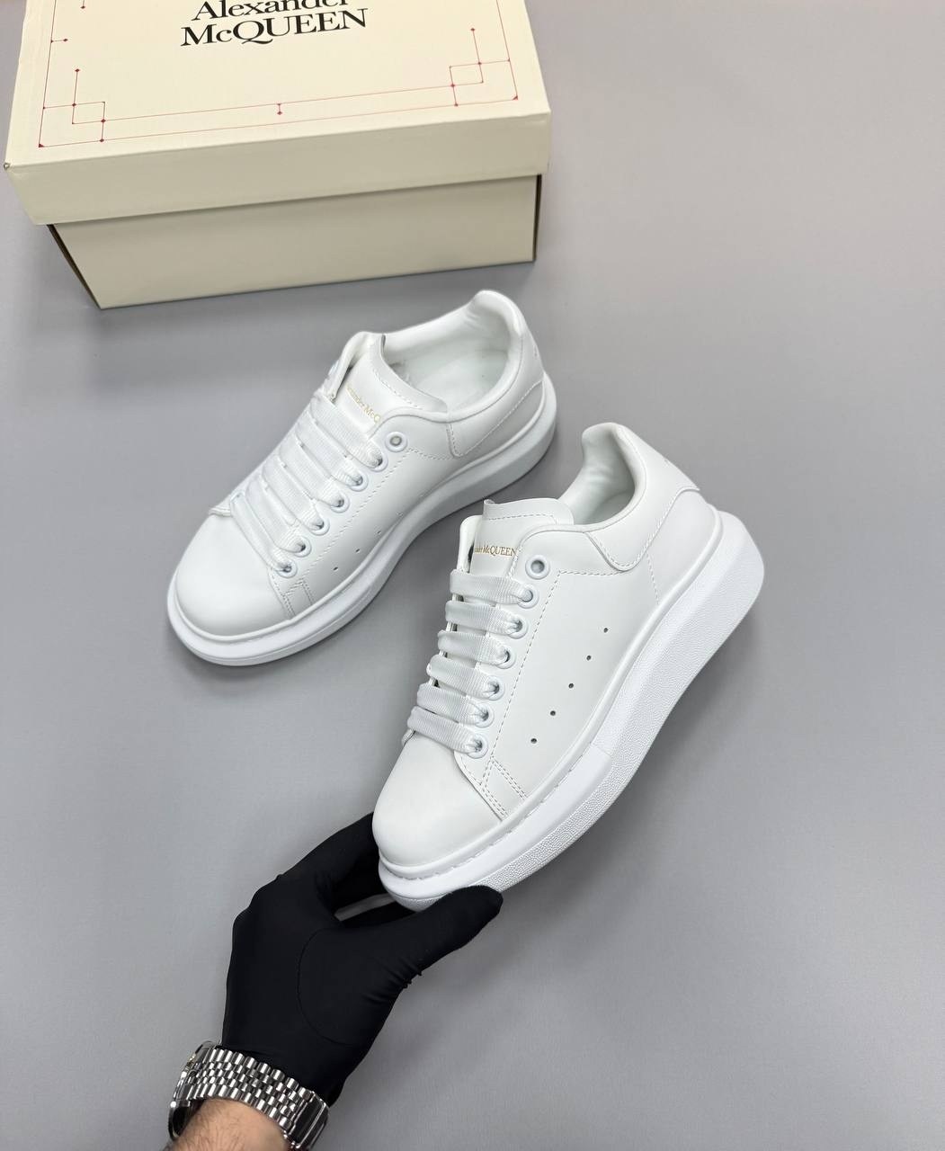 кроссовки женские alexander mcqueen,кроссовки alexander mcqueen,кеды alexander mcqueen,кроссовки кеды alexander mcqueen,кроссовки alexander mcqueen белые