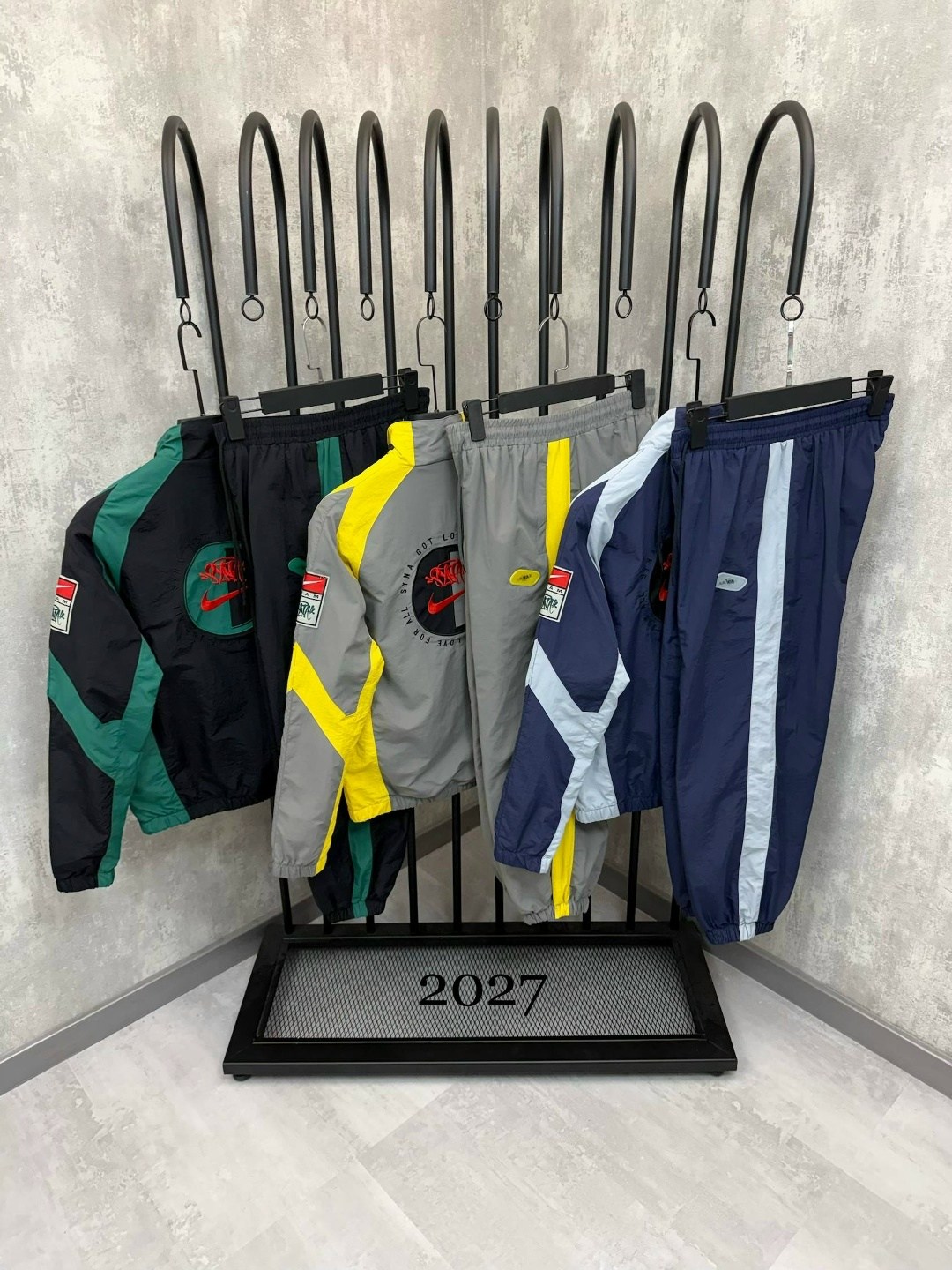 спортивный костюм adidas 90х,спортивный костюм adidas,мужской спортивный костюм adidas в стиле 90-х,спортивный костюм reebok в стиле 90 х,спортивный костюм adidas в стиле 90