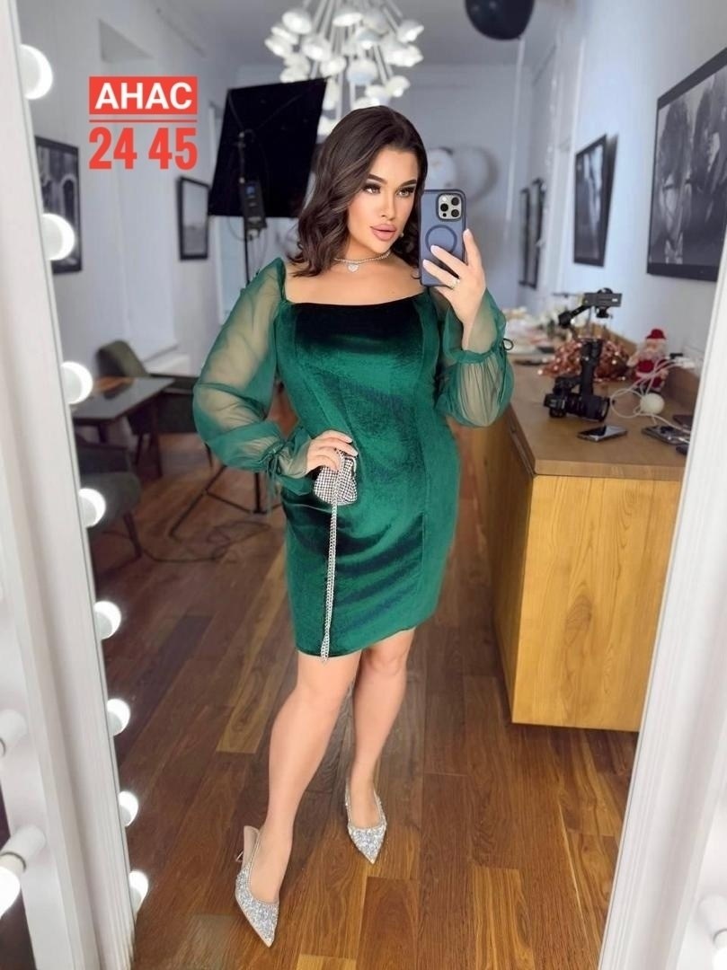 женская платье,велюровая платья,платье из велюра,нарядное платье,платье, велюр