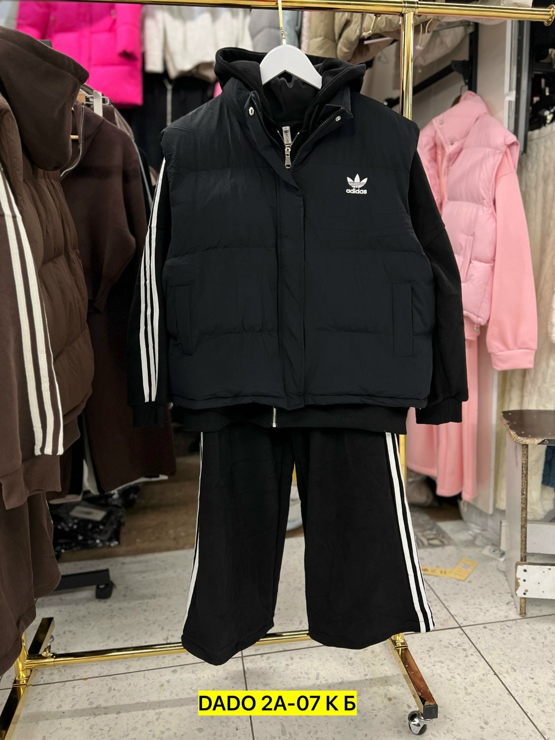 спортивный женский костюм тройка,спортивный костюм женский тройка balenciaga adidas,костюм спортивный женский balenciaga x adidas тройка,костюм спортивный женский,костюм на флисе