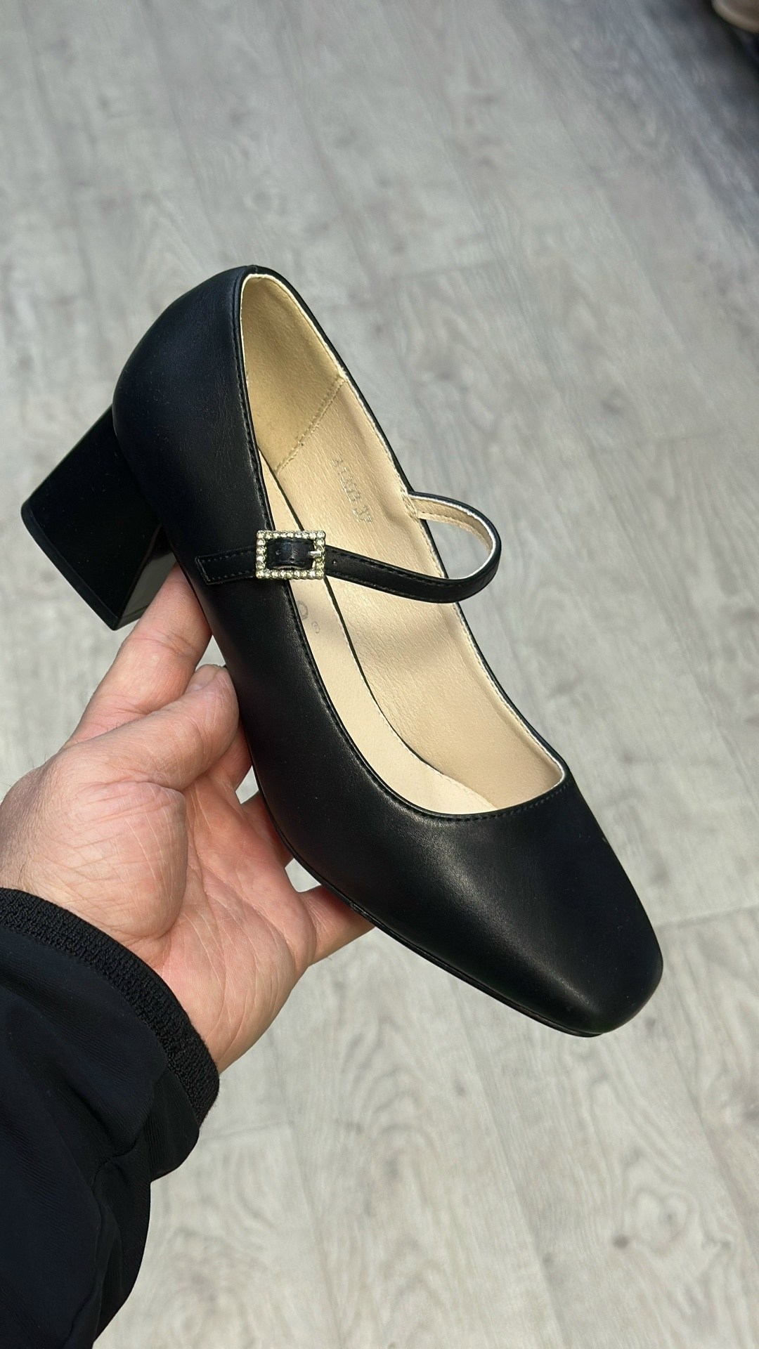 ,туфли женские,женская ,женские туфли на каблуке,женские туфли лодочки