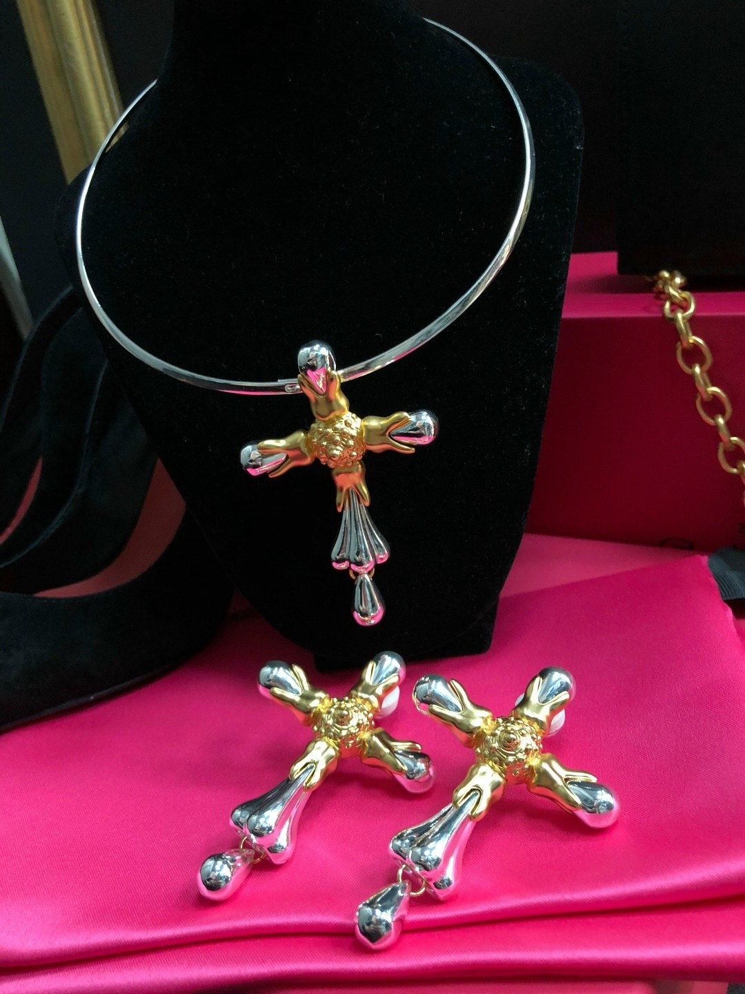 крестик с цепочкой,подвеска крест,ожерелье с крестом,колье с крестом,ювелирное украшение