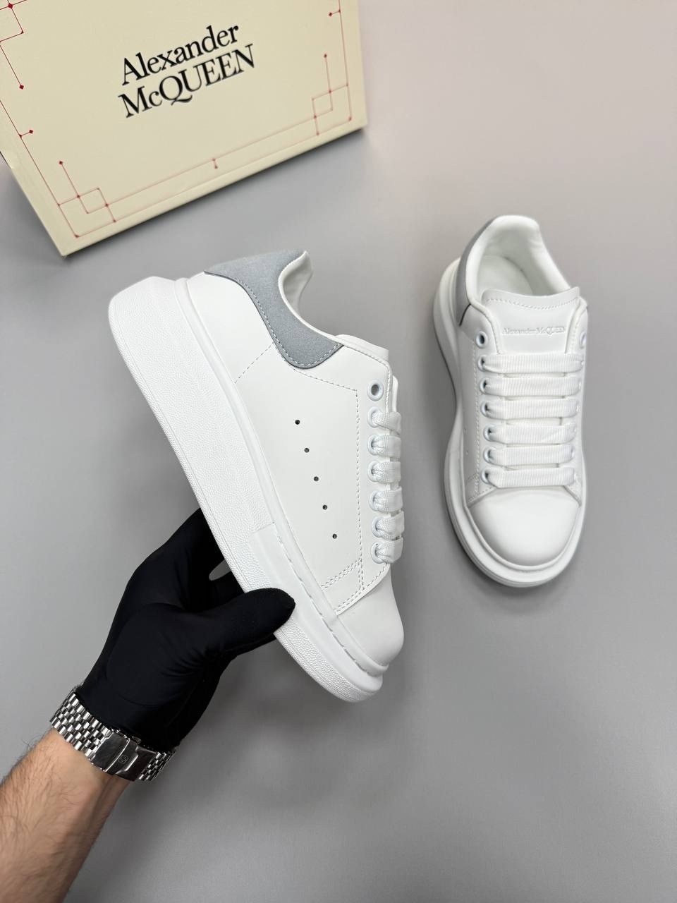 кроссовки женские alexander mcqueen,кроссовки alexander mcqueen,кеды alexander mcqueen,кроссовки кеды alexander mcqueen,кроссовки alexander mcqueen белые