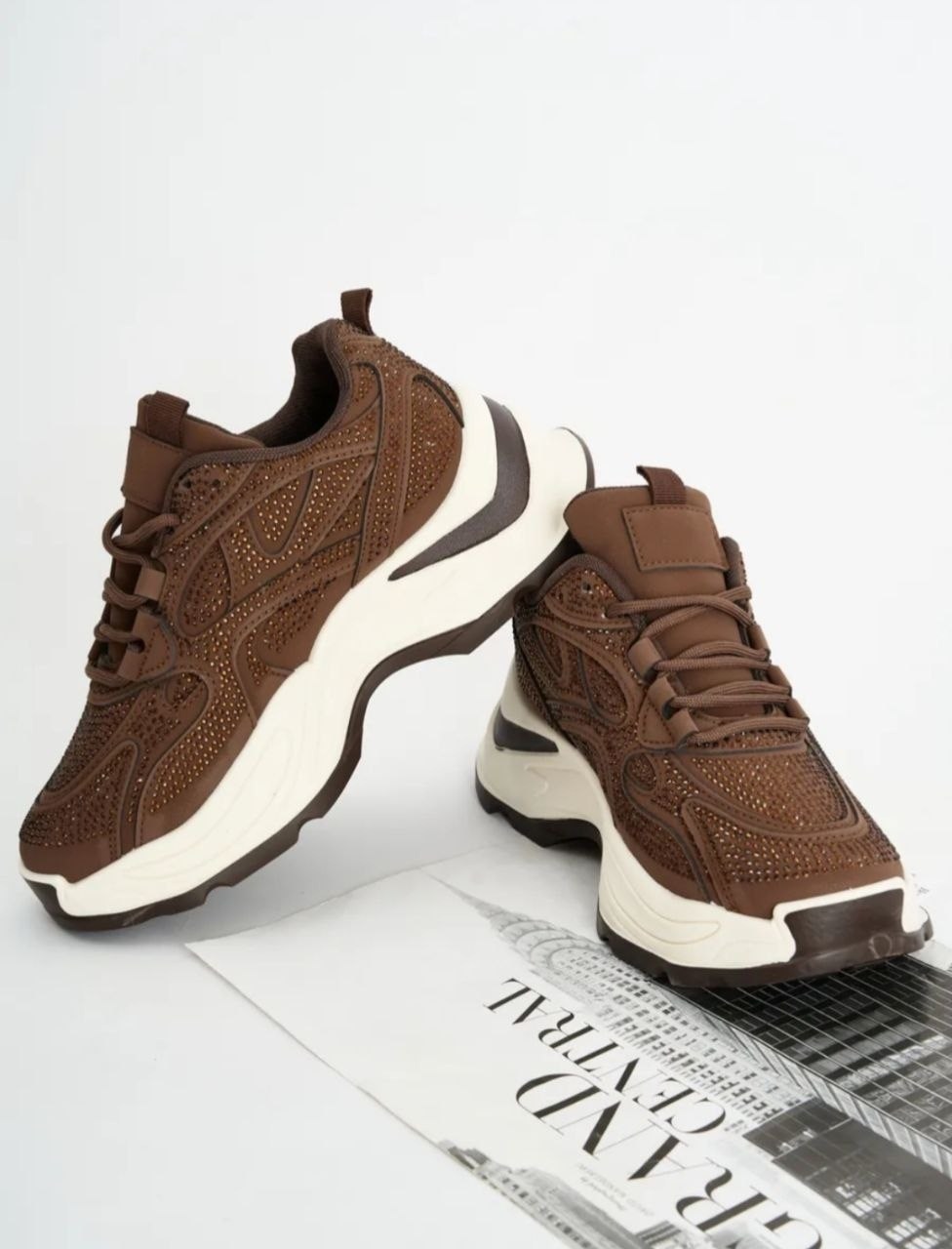 кроссовки женские толстые низкие коричневый hotwind,,кроссовки женские,кроссовки женские коричневые,повседневные кроссовки