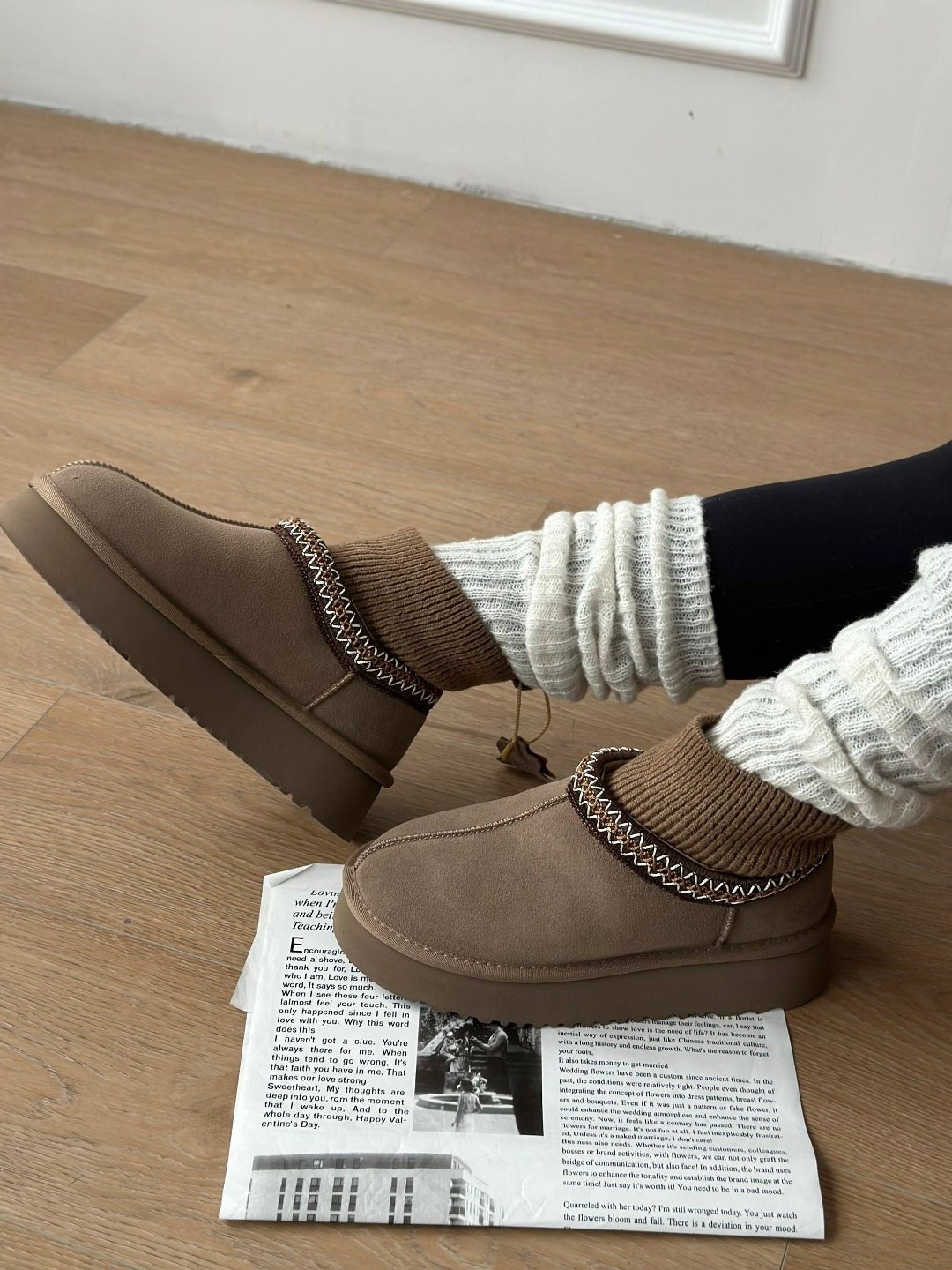 угги женские,угги натуральные короткие с носком на платформе ango shoes,,зимние женские угги,угги