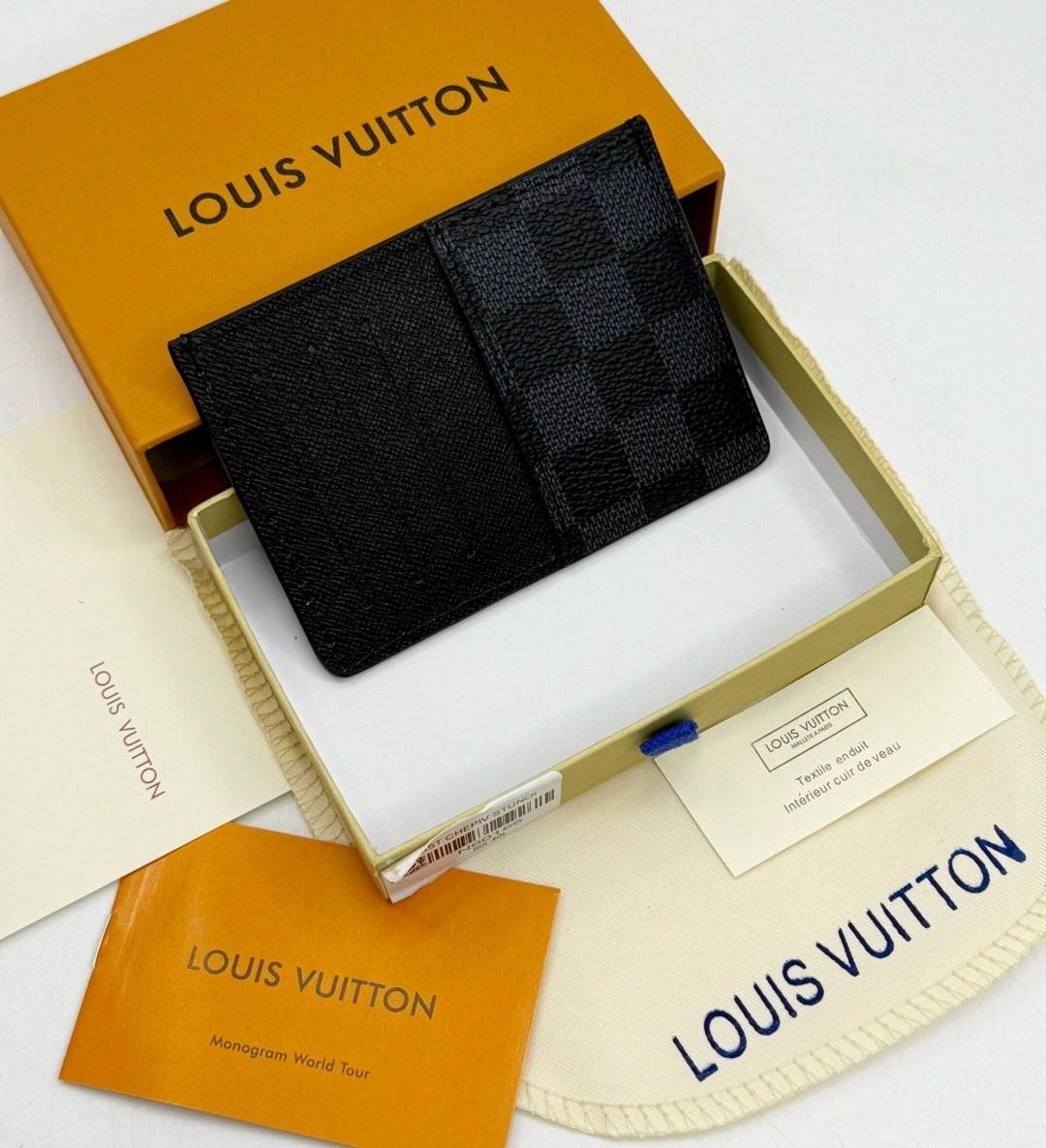 картхолдер louis vuitton,визитница луи виттон мужская,визитница картхолдер louis vuitton,louis vuitton визитница,обложка для паспорта louis vuitton