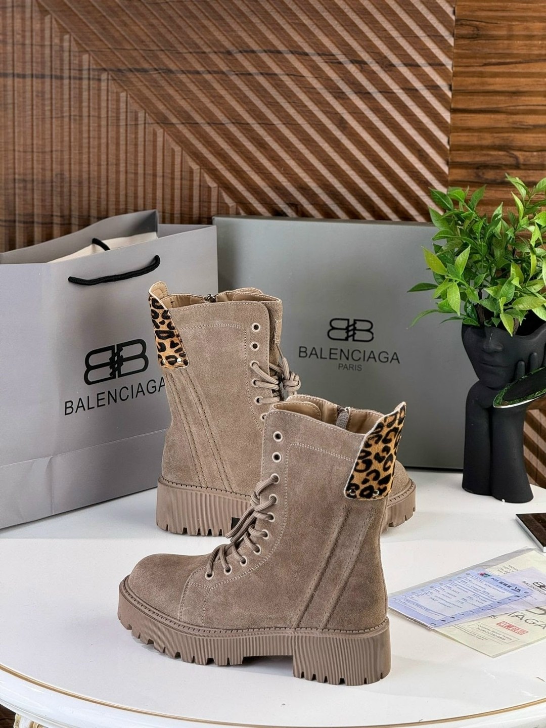 ботинки осенние с натуральным мехом balenciaga,ботинки balenciaga,ботинки осенние с натуральным мехом balenciaga premium shoes,женские зимние ботинки на платформе с натуральным мехом balenciaga,ботинк