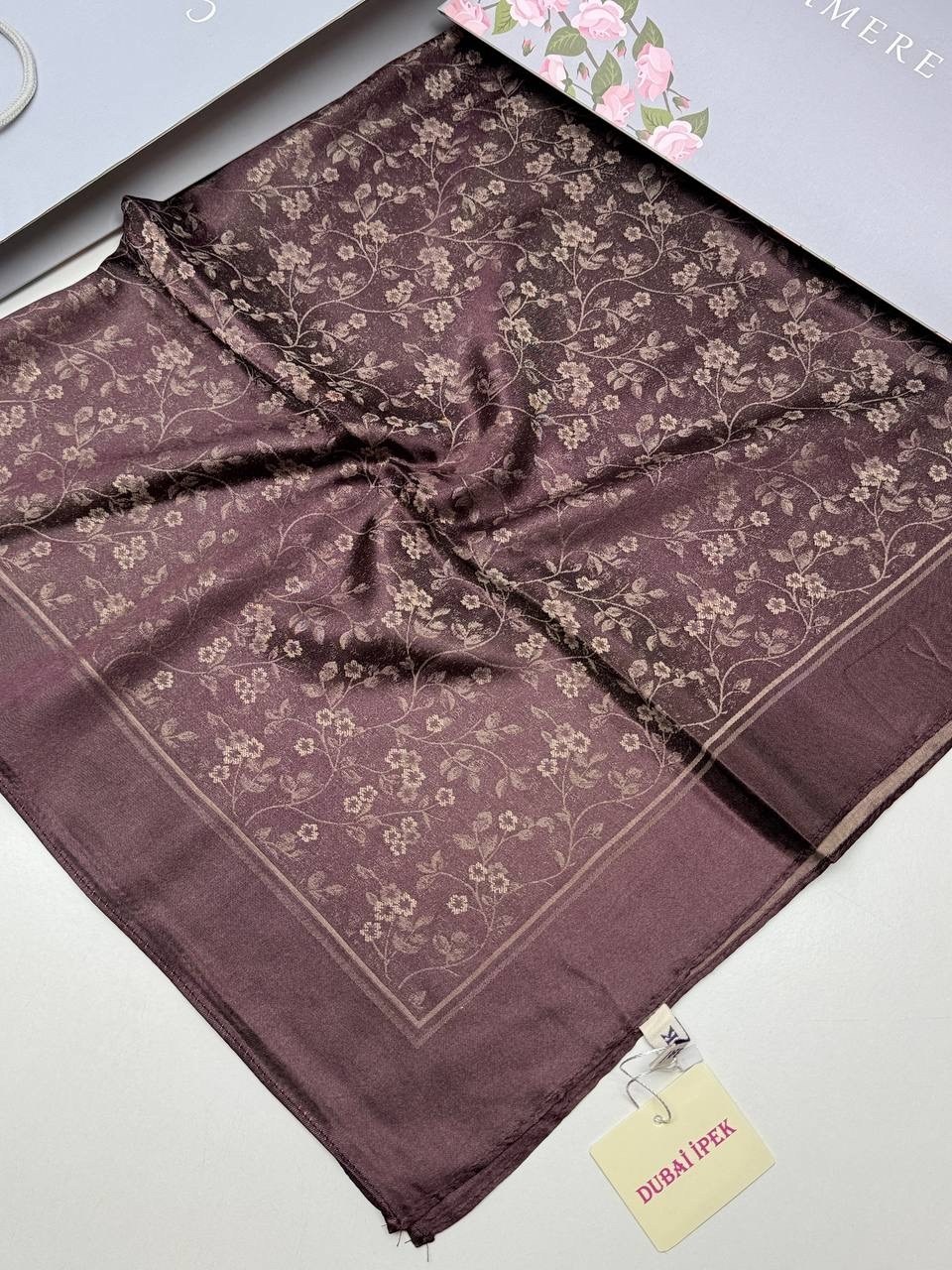 брендовый платок,платки шелковые,платки женские,платок,красивый платок