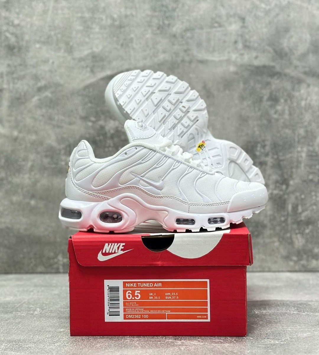 nike air max tn plus white,nike air max tn plus,кроссовки,кроссовки найк тн белые,nike air max plus tn мужские кроссовки белые