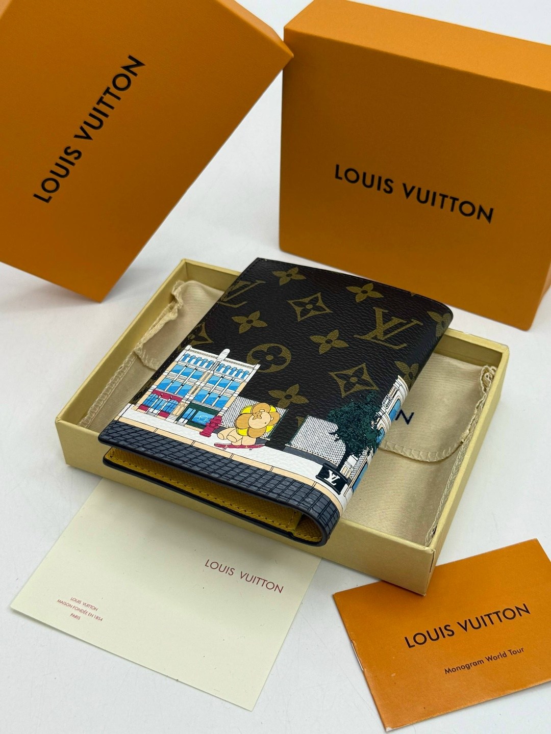 обложка на паспорт louis vuitton,женская обложка на паспорт louis vuitton,кошелек louis vuitton,обложка для документов louis vuitton,louis vuitton wallet & passport cover holder vivienne holiday holly