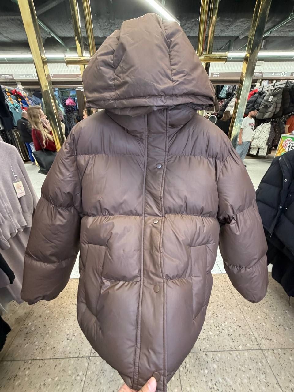 зимняя куртка-пуховик,куртка зимняя женская,пуховик женский,женский пуховик с капюшоном,пуховик