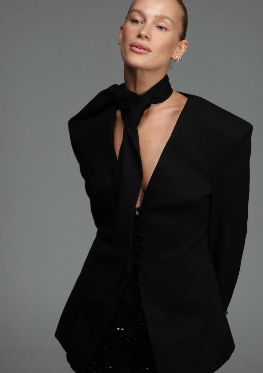 жакет удлиненный,одежда в стиле,жакет,костюм смокинг