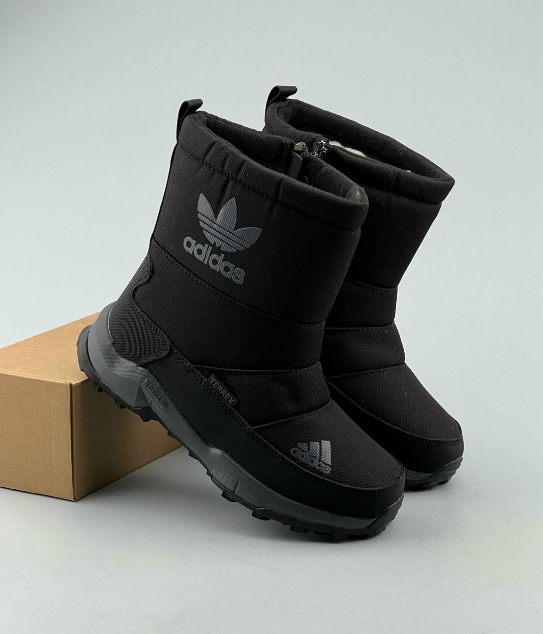 дутики adidas зимние непромокаемые,дутики высокие сапоги на меху женские adidas,дутики adidas,зимние сапоги adidas,дутыши адидас