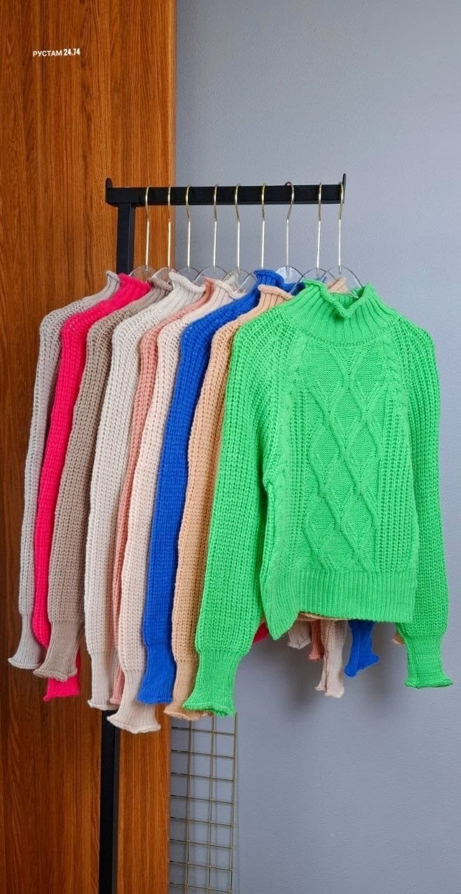 свитер,трикотажные свитера,вязаные свитера,свитер базовый,свитер женский