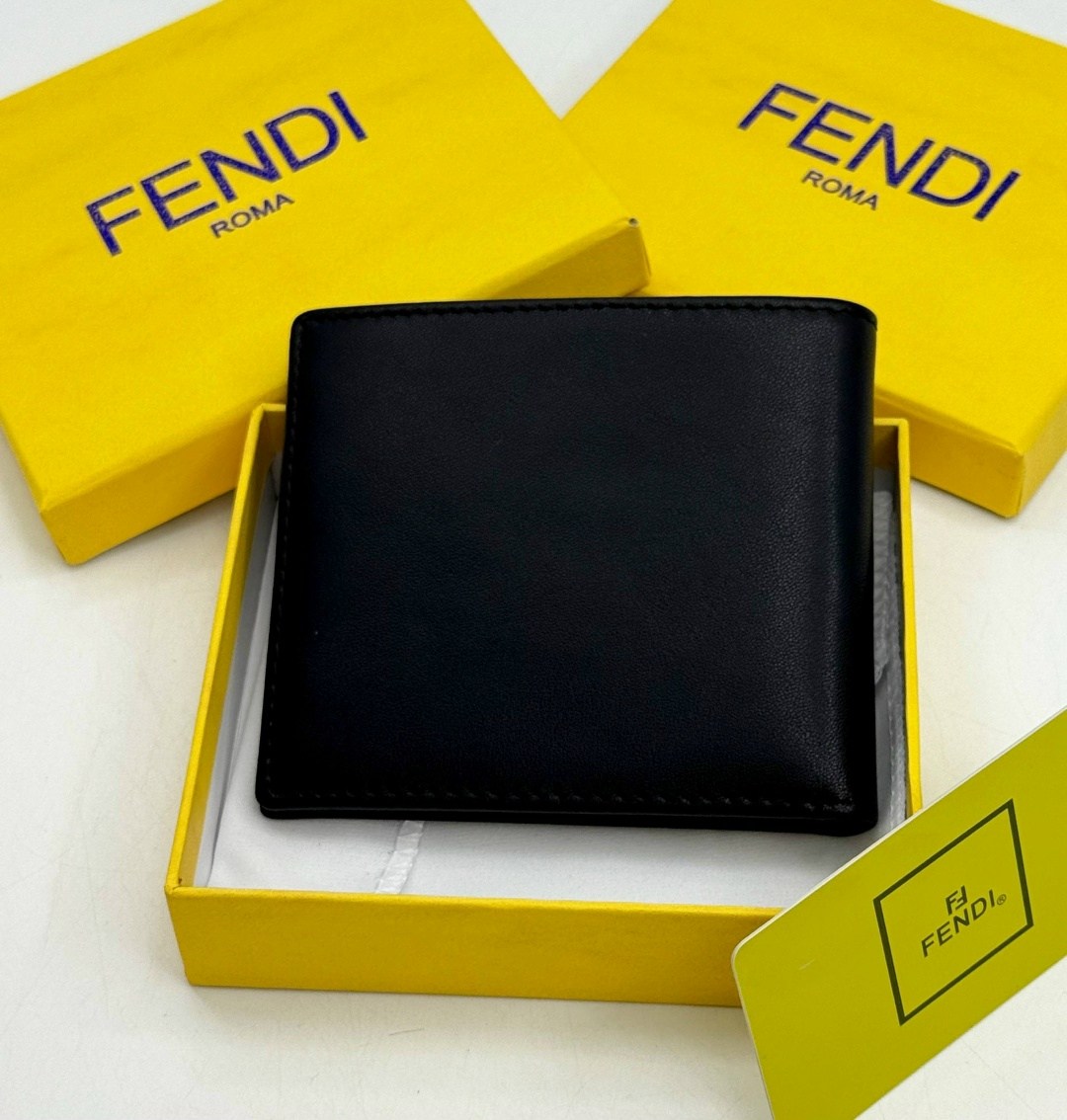 fendi кошелек,кошелек фенди с глазами,кошелек карманный,дизайнерский кошелек,кожаные кошельки