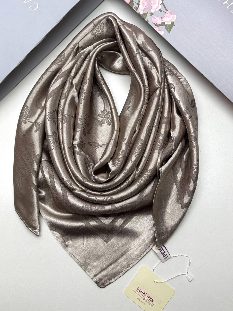 шелковый платок,платки женские,платок шелковый однотонный 90х90см romasi,платок шелковый однотонный,платок женский шелковый