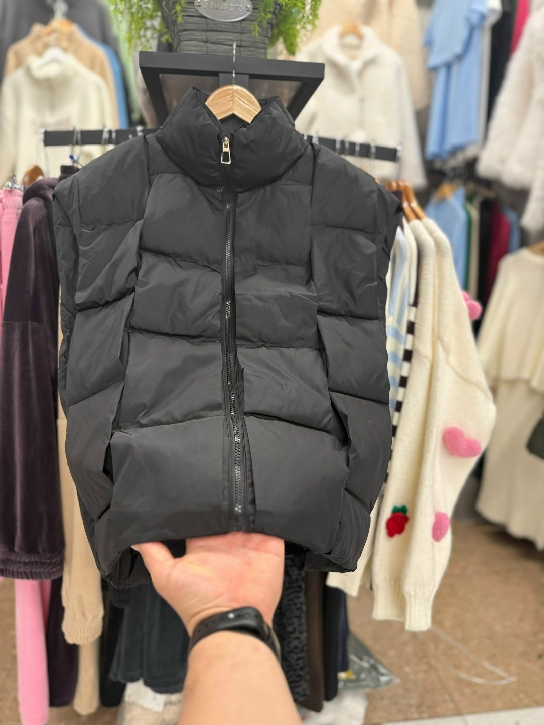 жилетка женская,женский жилет,теплый жилет,жилет,пуховой жилет
