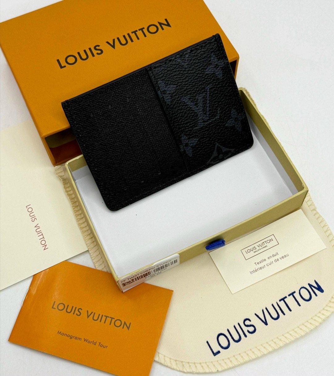 картхолдер louis vuitton,визитница луи виттон мужская,визитница картхолдер louis vuitton,louis vuitton визитница,обложка для паспорта louis vuitton