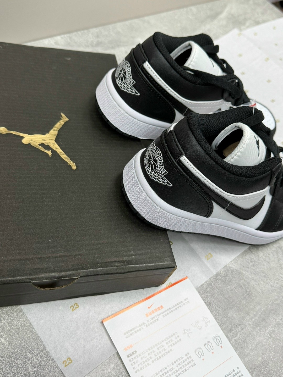 кроссовки nike air jordan 1 low 'concord',кроссовки nike air jordan 1 low лакированные,кроссовки nike air jordan 1 low,nike air jordan 1 low,кроссовки унисекс