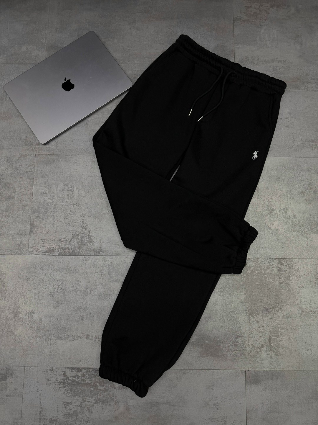 брюки спортивные,спортивные штаны,штаны прада мужские,штаны мужские,мужские спортивные штаны