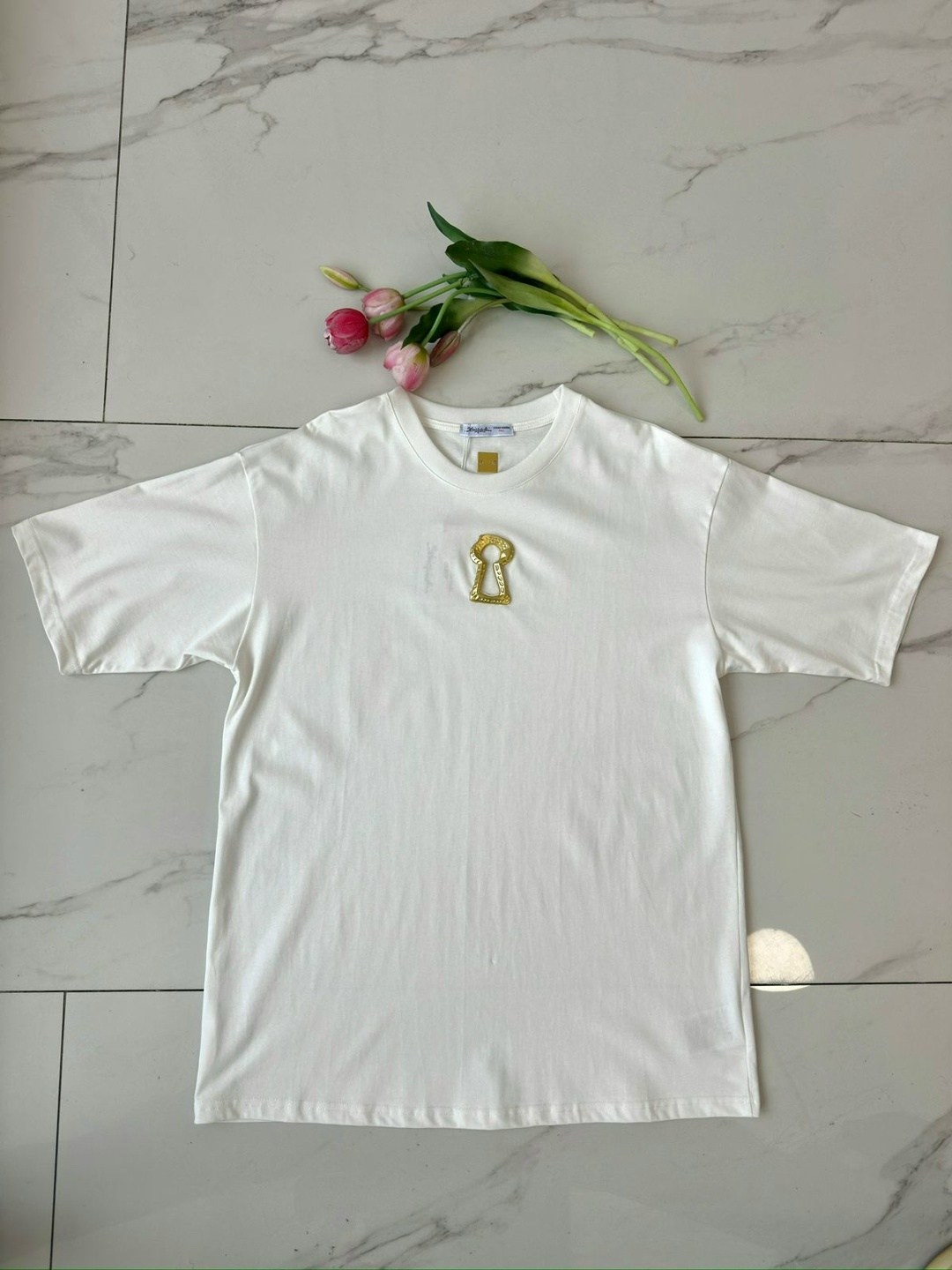 женская футболка,футболки модные,футболка женская базовая,футболка женская оверсайз,футболка женская белая