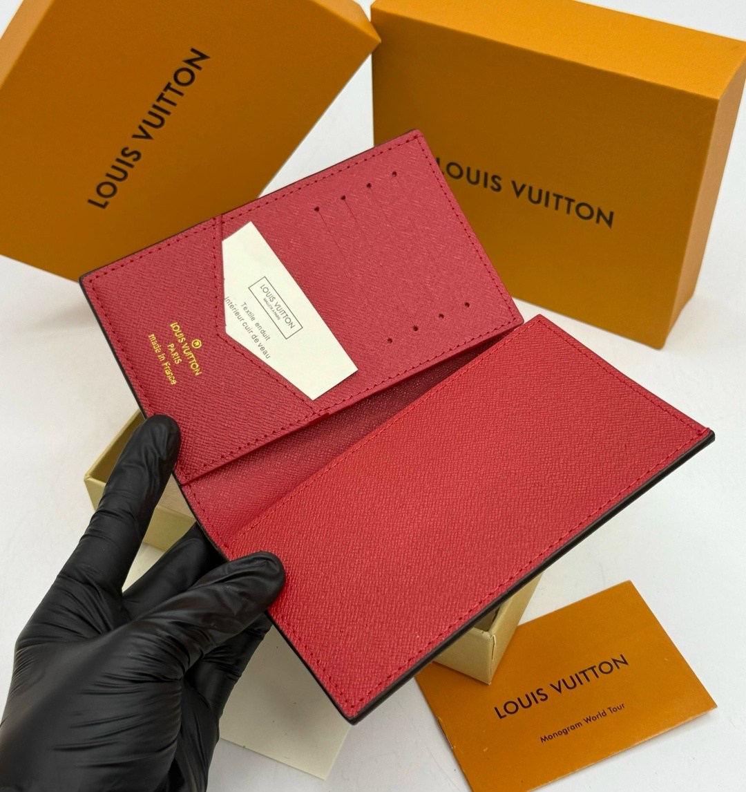 обложка на паспорт louis vuitton,женская обложка на паспорт louis vuitton,кошелек louis vuitton,louis vuitton passport cover,louis vuitton monogram canvas passport cover