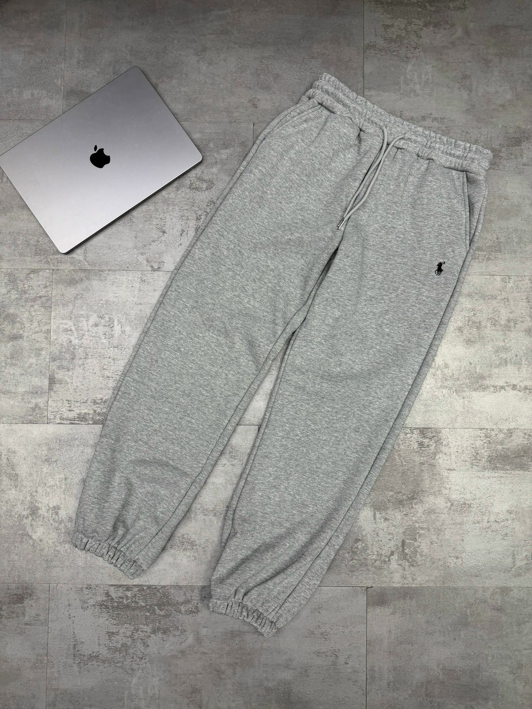 брюки спортивные,спортивные штаны,штаны прада мужские,штаны мужские,мужские спортивные штаны