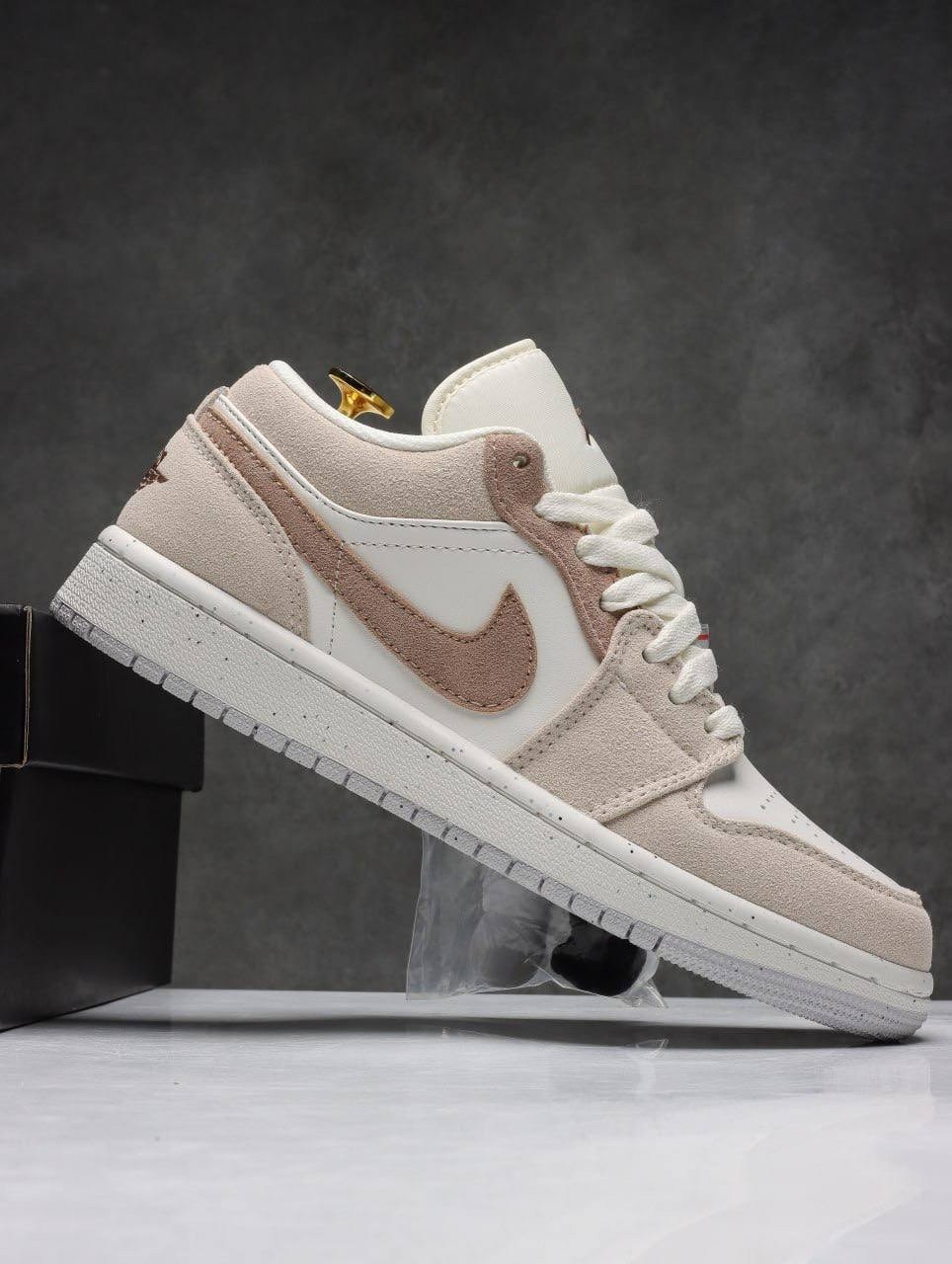 кроссовки air jordan 1 low,air jordan 1 low se craft inside out taupe haze,женские кроссовки air jordan 1 low,air jordan 1 low grey,air jordan 1 low se craft 'inside out'