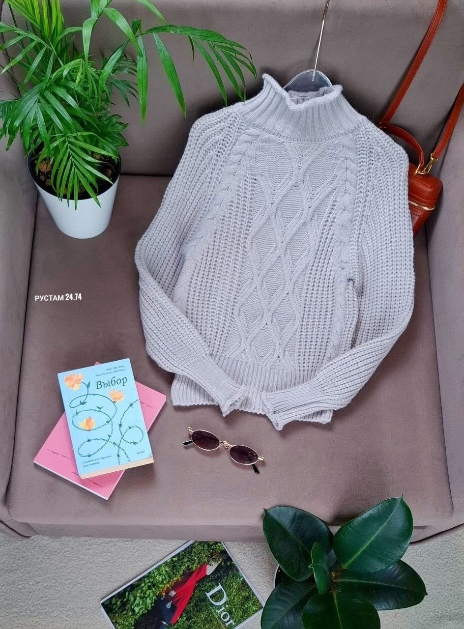 свитер,трикотажные свитера,вязаные свитера,свитер базовый,свитер женский