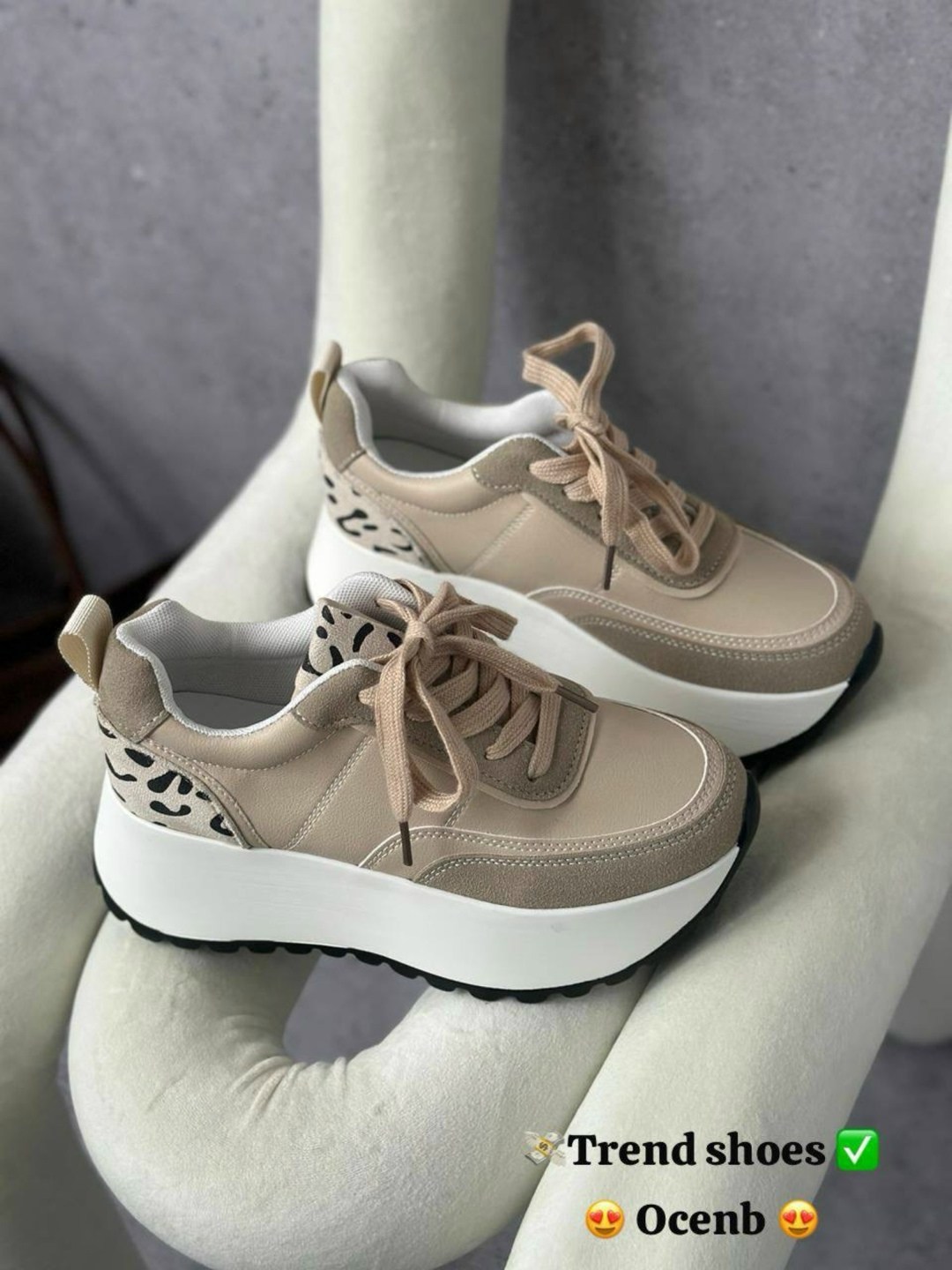женские кроссовки,бежевые кроссовки,,кроссовки женские удобные,модные женские кроссовки
