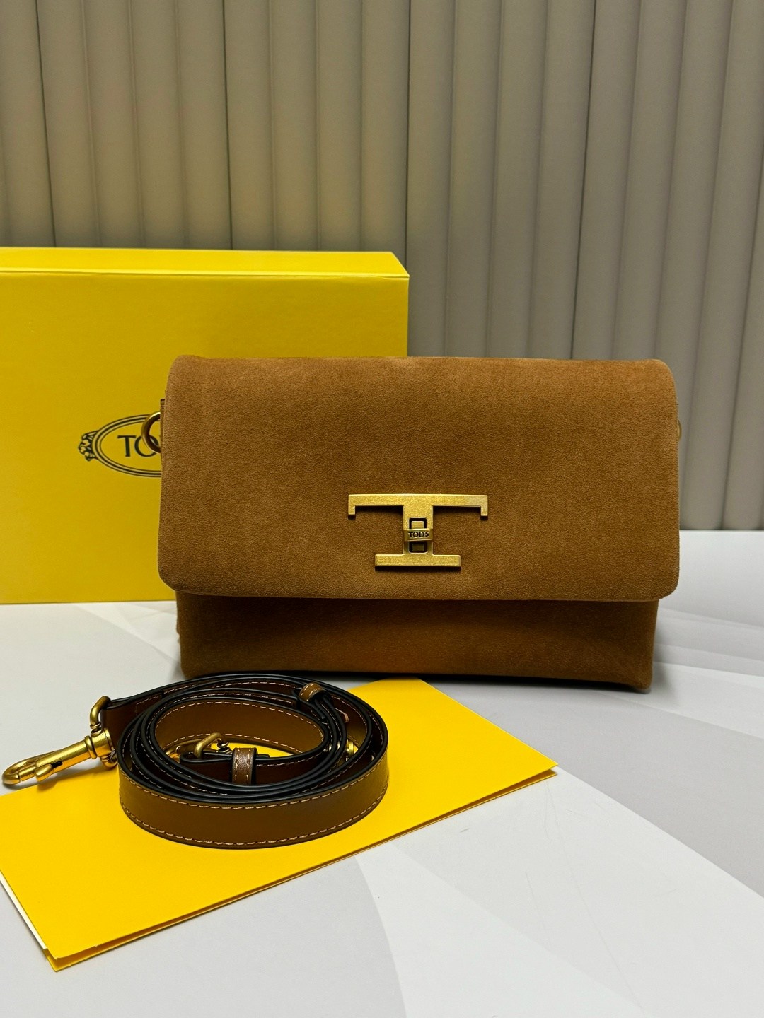 сумки,женская сумочка fendi (нат. замша),сумка женская,сумка женская брендовая,сумка