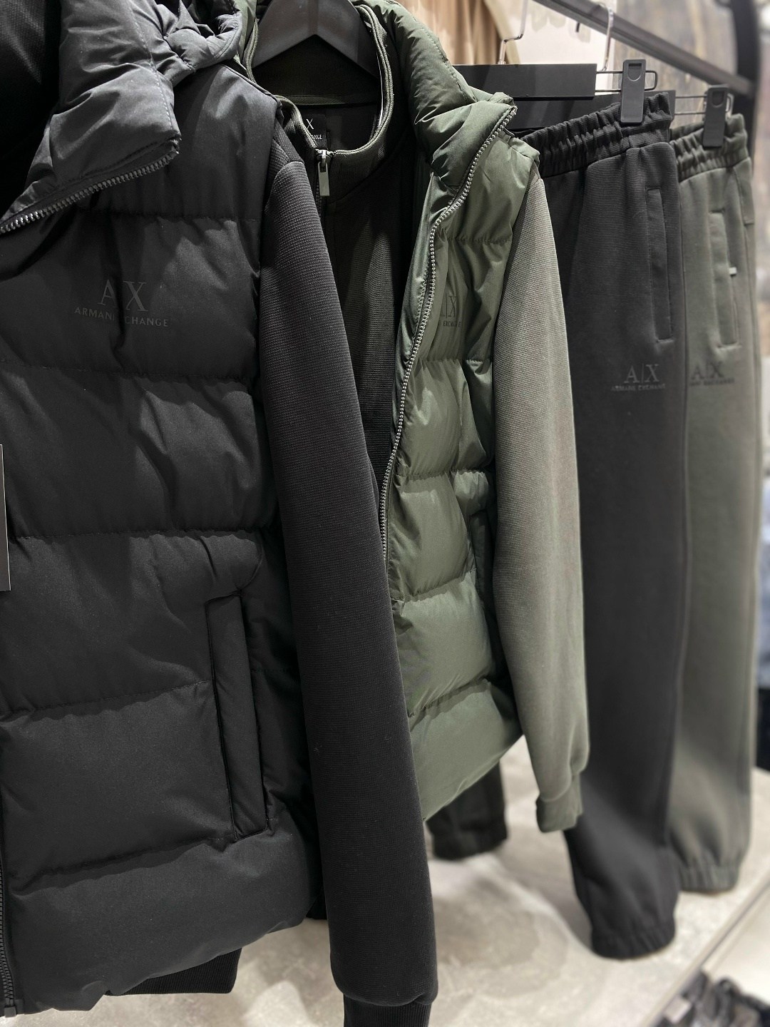 спортивный костюм с жилеткой dnt store,костюм спортивный мужской,мужской спортивный костюм с жилеткой,костюм спортивный,спортивный костюм nike тройка