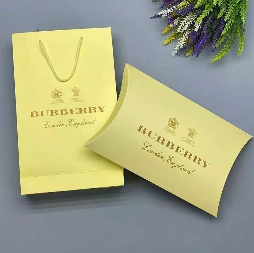 подарочная упаковка,упаковка подарка,набор подарочной упаковки,подарочная коробка