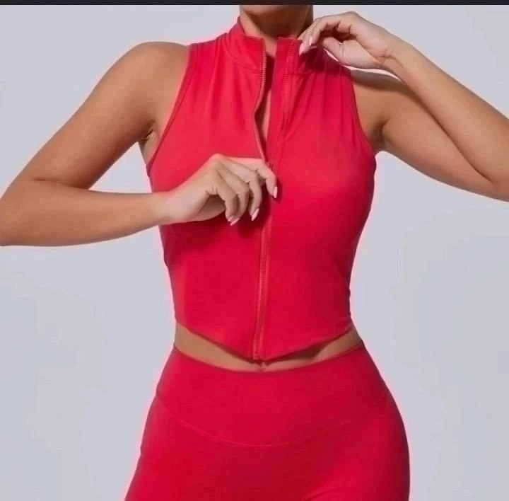 жилет спортивное,женская спортивная одежда,костюм для фитнеса,спортивная одежда для женщин,женский спортивный комплект