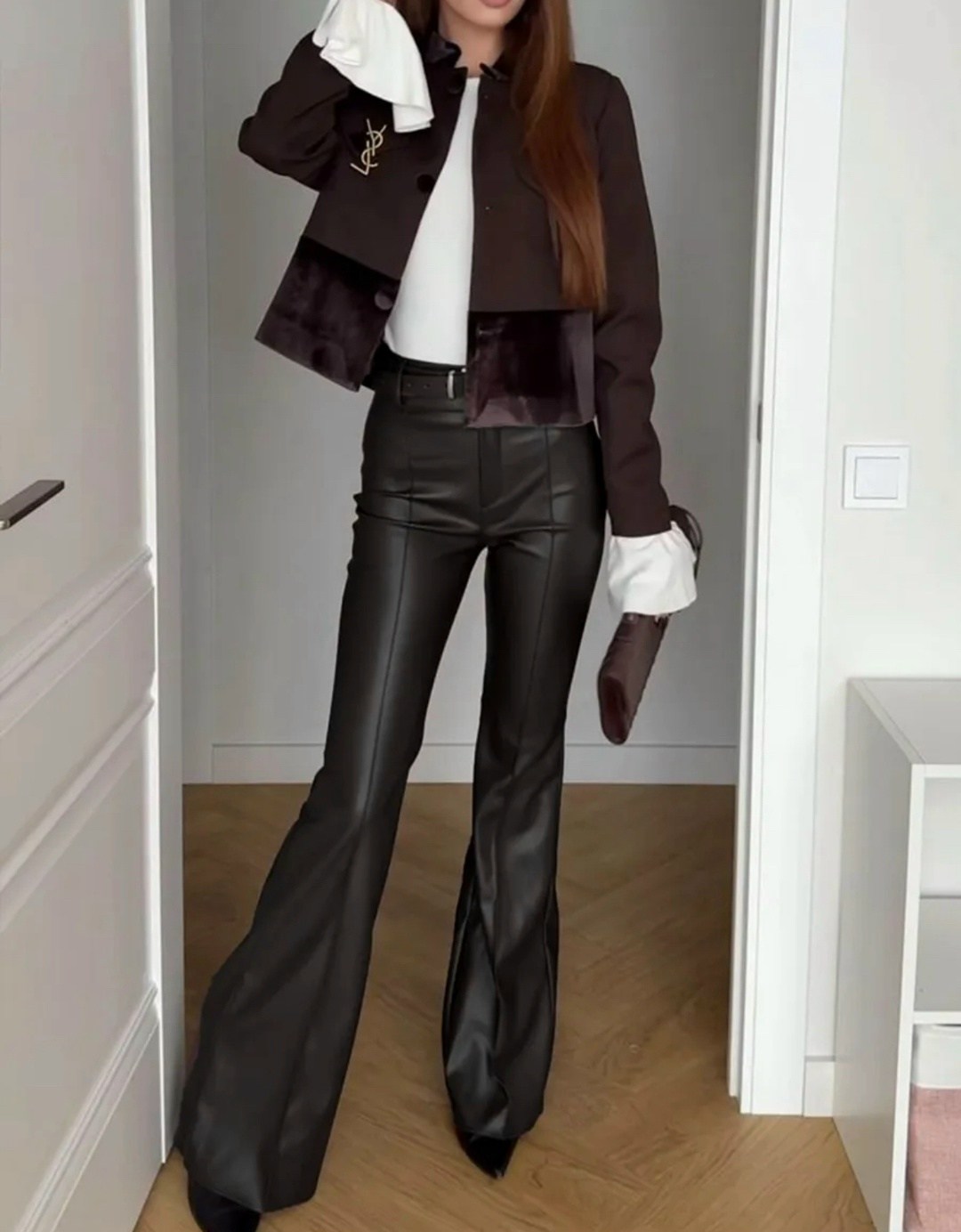 винтажные коричневые брюки-клеш из искусственной кожи,женские брюки-клеш из искусственной кожи коричневые,женские брюки-клеш из искусственной кожи y2k,брюки женские кожаные,брюки-клеш из искусственной