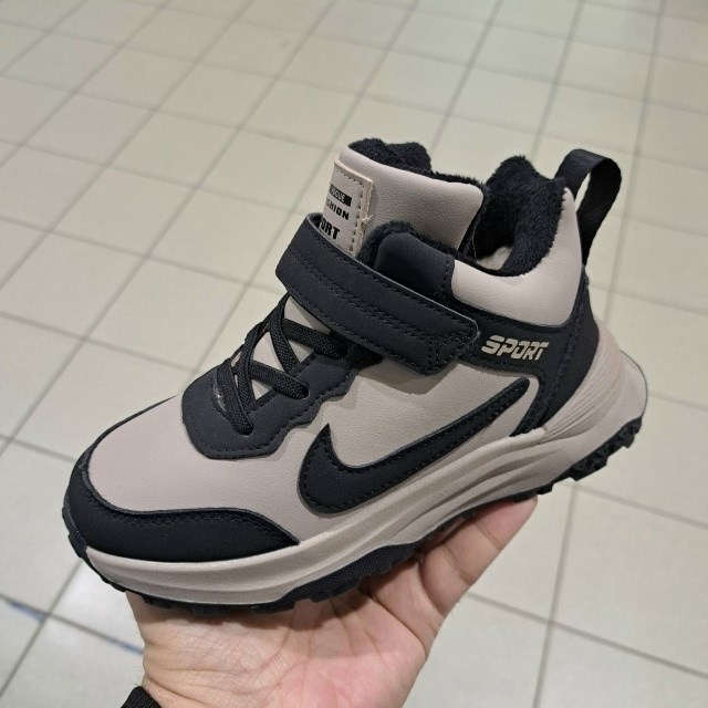 ,зимние кроссовки adidas,кроссовки adidas,кроссовки зимнее,детская зимняя