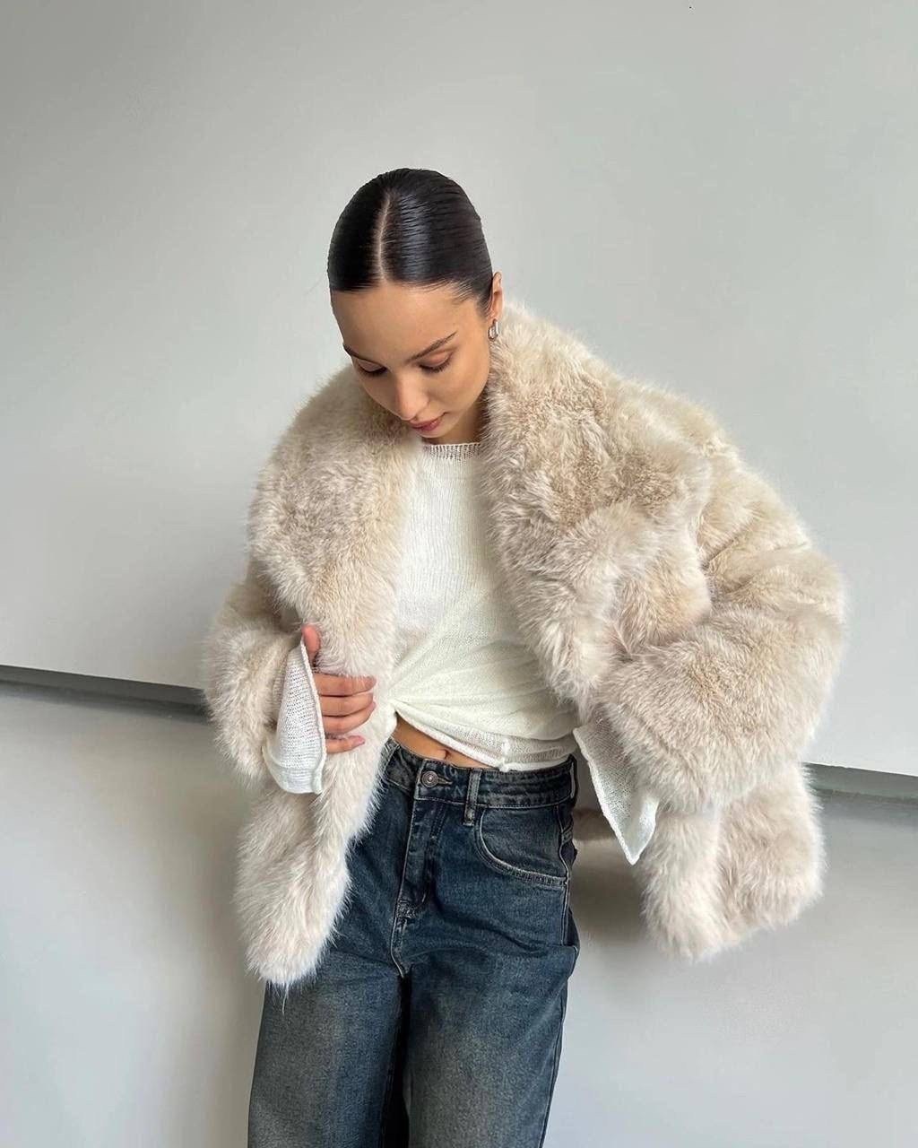 шубка,шубка короткая,белая шуба,искусственная шуба,шуба короткая