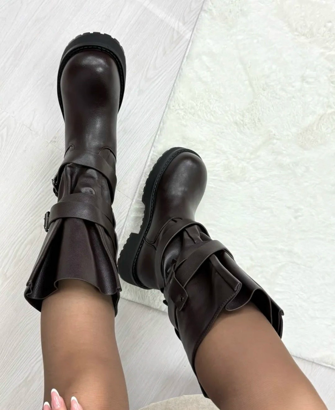 сапоги модные,женские сапоги,,женская ,модные женские сапоги